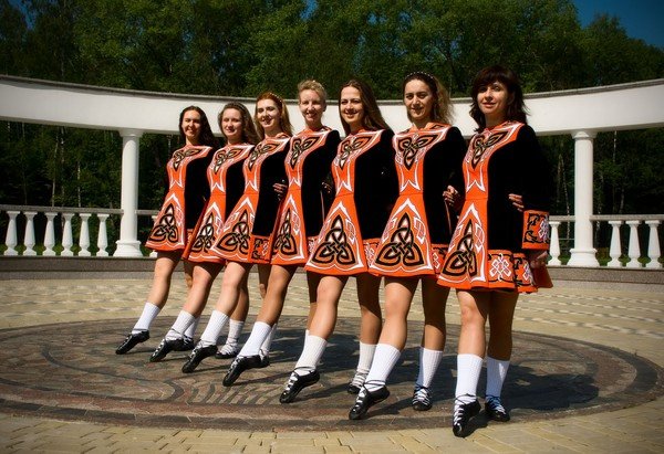 исполнение танца джига исполнение танца джига