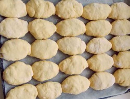 Рецепт консервированных ананасов с сыром и майонезом