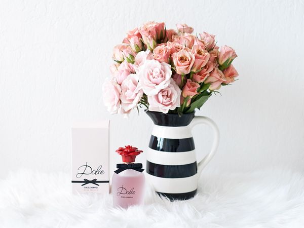 Смотреть Новый аромат Dolce Rosa Excelsa видео Смотреть Новый аромат Dolce Rosa Excelsa видео