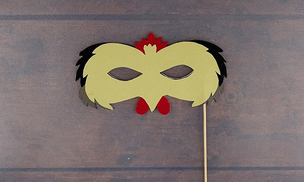 Маска петуха для ребенка Маска петуха для ребенка