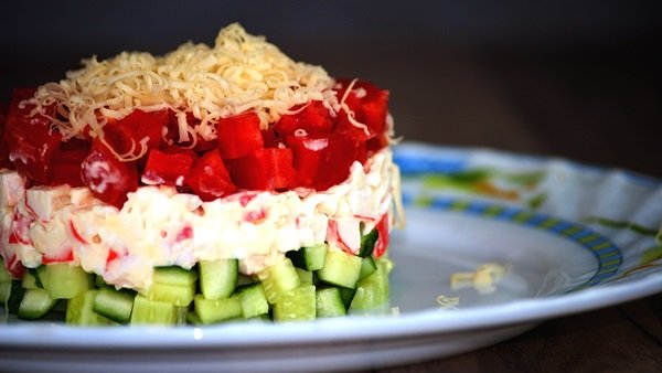 Салат крабовый с рисом и огурцом рецепт с Салат крабовый с рисом и огурцом рецепт с