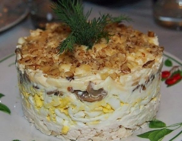 салат с орехами и черносливом слоями рецепт салат с орехами и черносливом слоями рецепт
