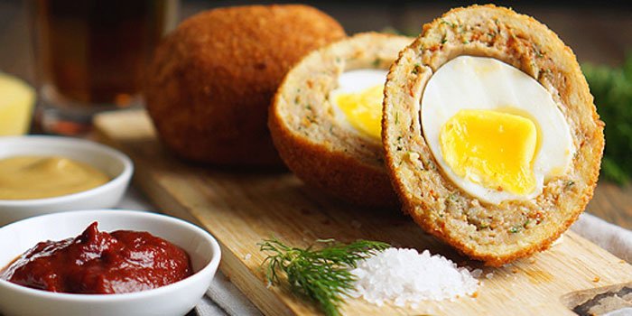 Легкий рецепт для Пасхи: яйца по-шотландски во фритюре